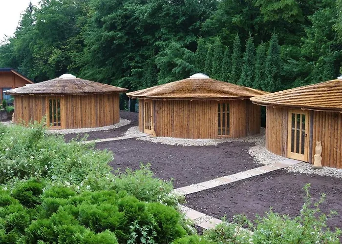 Glamp V Hluboké - Yurts and Wooden Houses