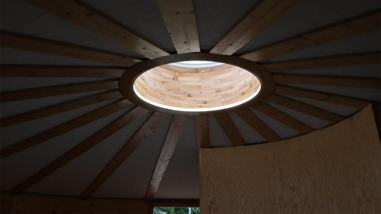 Glamp V Hluboké - Yurts And Wooden Campingplatz
